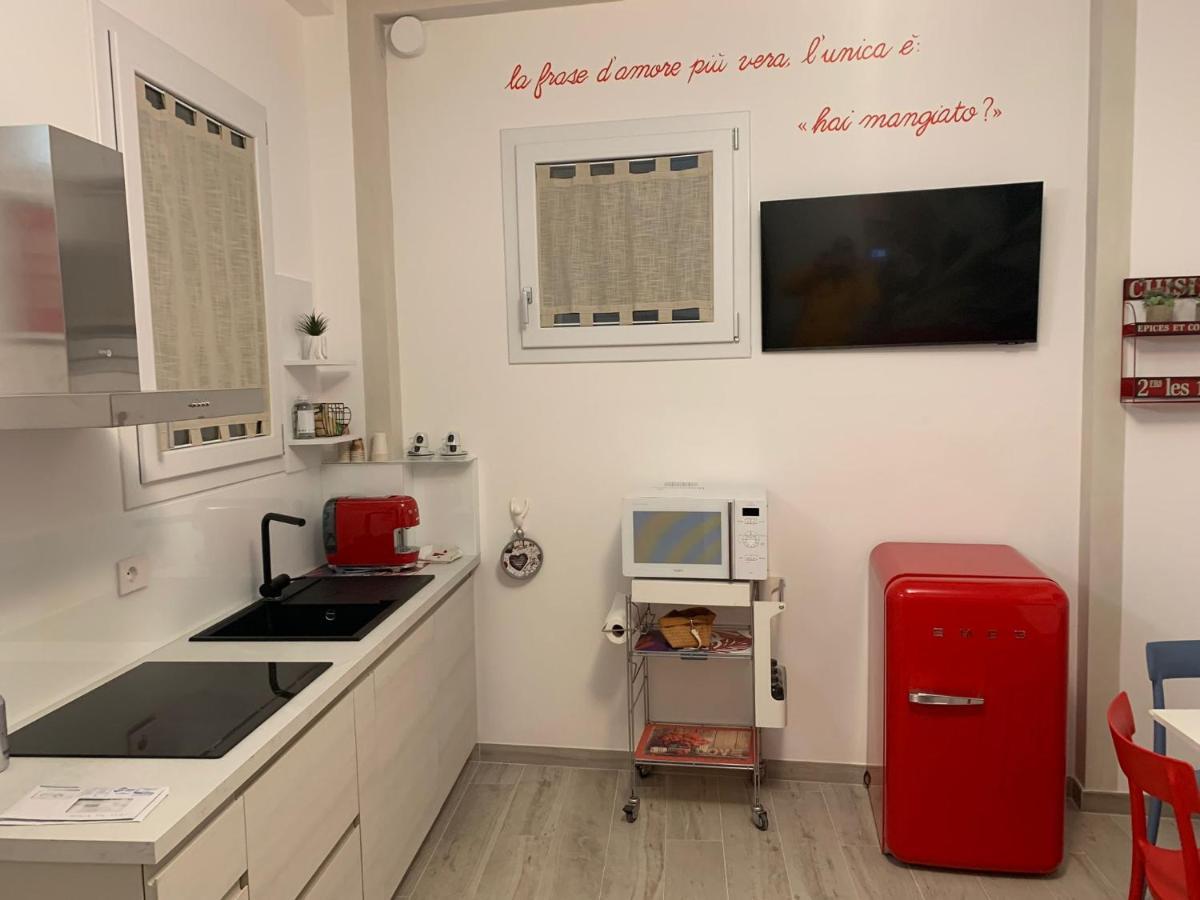 סן בנדטו דל טרנטו Bed Art Relaxing Suite - Appartamento Con Sauna Love Suite Gallery מראה חיצוני תמונה