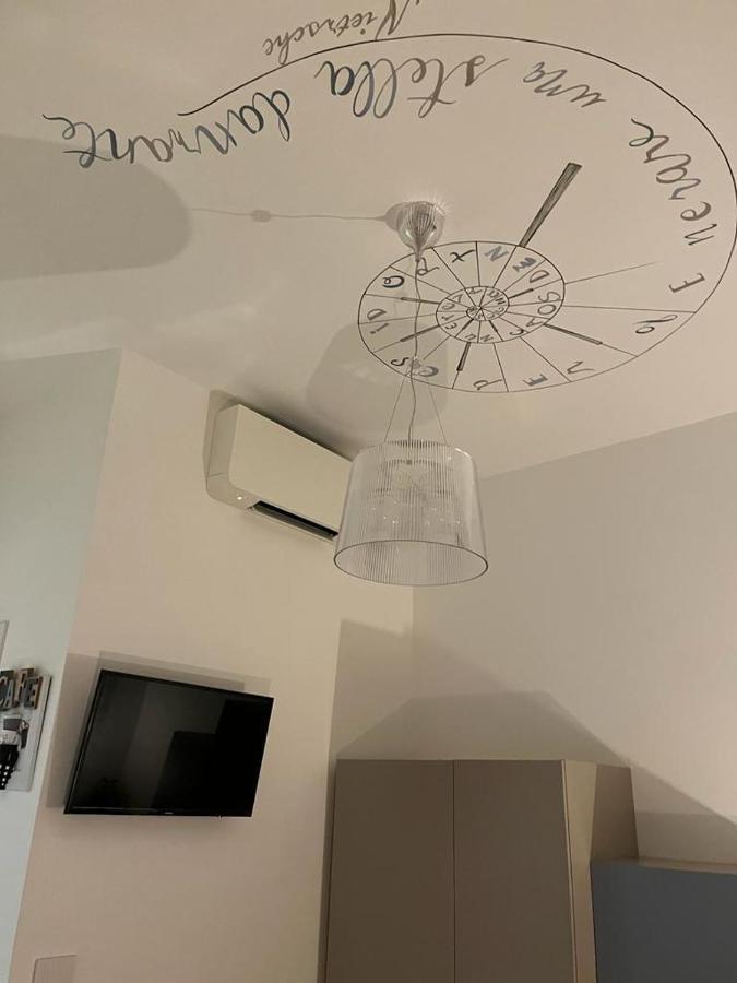 סן בנדטו דל טרנטו Bed Art Relaxing Suite - Appartamento Con Sauna Love Suite Gallery מראה חיצוני תמונה