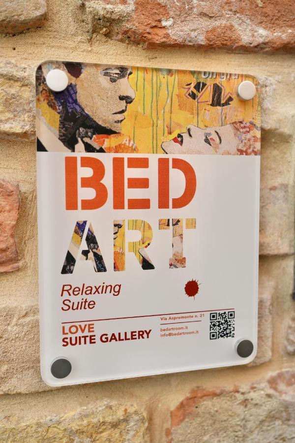 סן בנדטו דל טרנטו Bed Art Relaxing Suite - Appartamento Con Sauna Love Suite Gallery מראה חיצוני תמונה